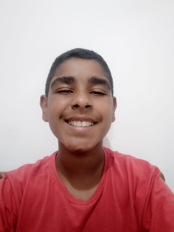 LÉO