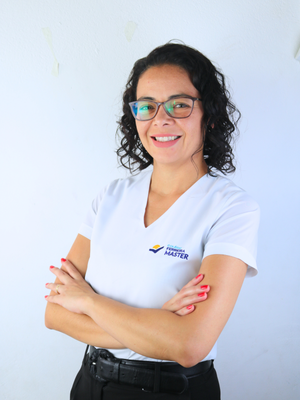 Thaís