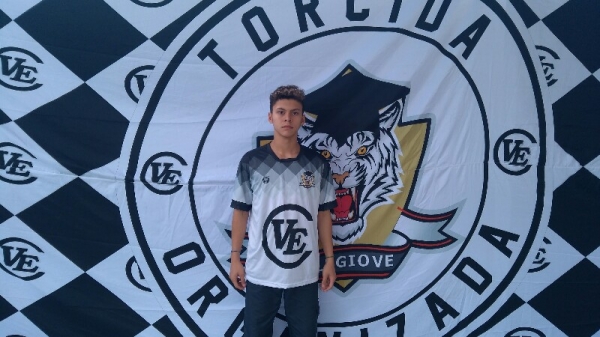 Junior