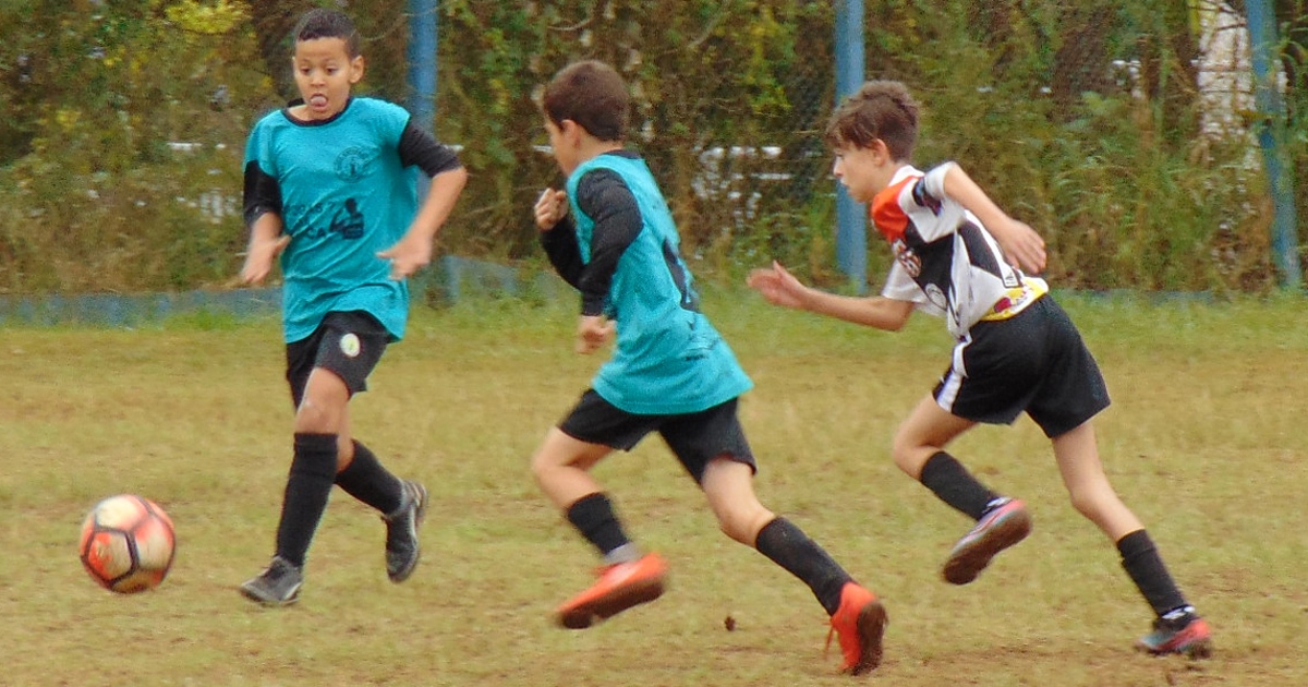 Campeonatos de base da Liga de Mogi tem média de 4 gols por jogo