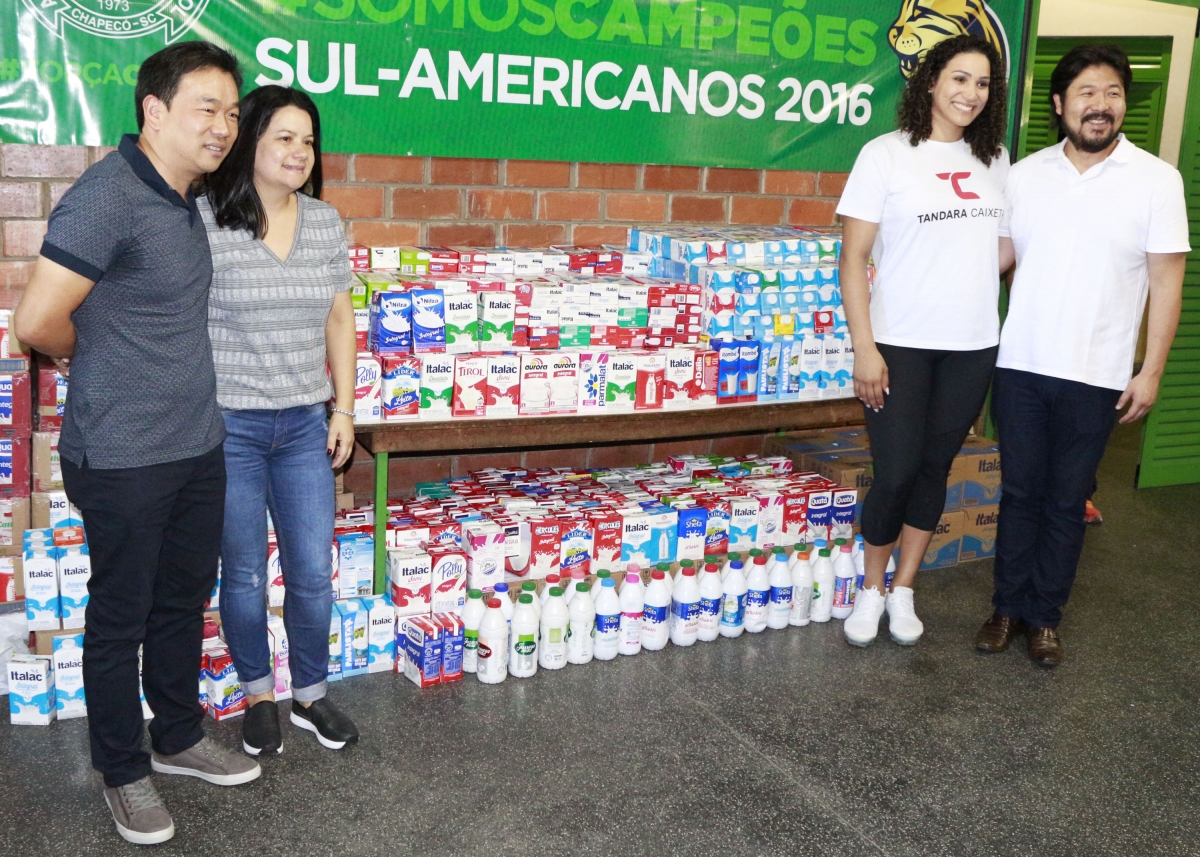 Mais de 3 mil litros de leite são arrecadados na abertura do 15º Jogos Interescolares